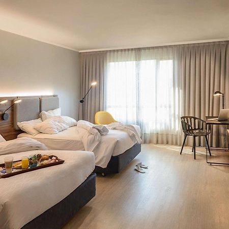 Novotel Santiago Las Condes Экстерьер фото