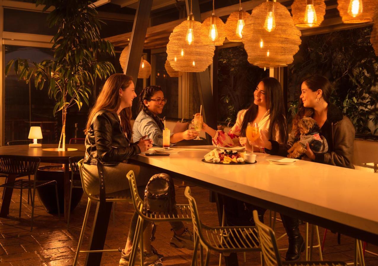 Novotel Santiago Las Condes Экстерьер фото