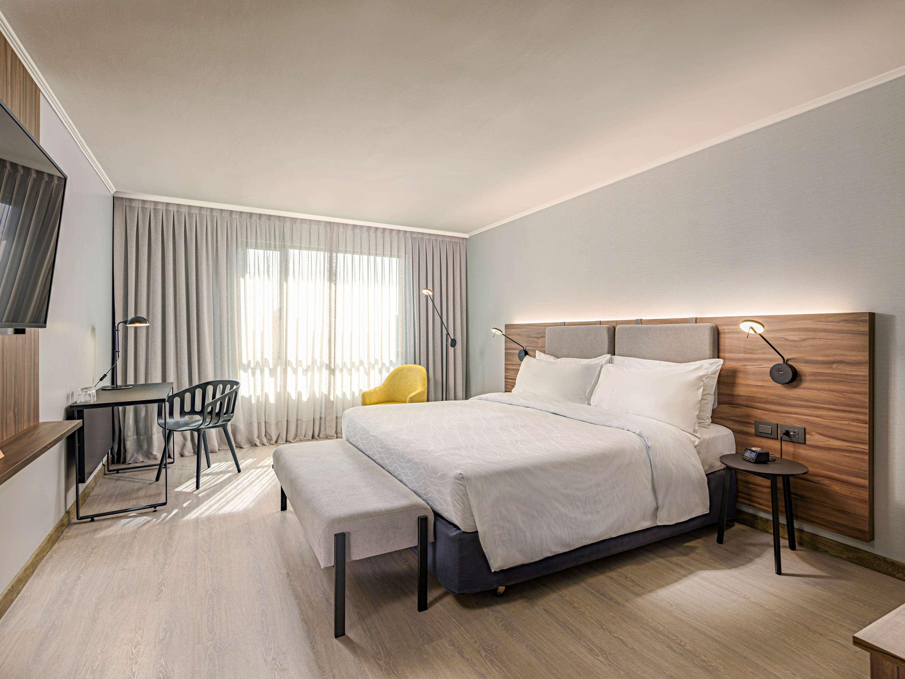 Novotel Santiago Las Condes Экстерьер фото