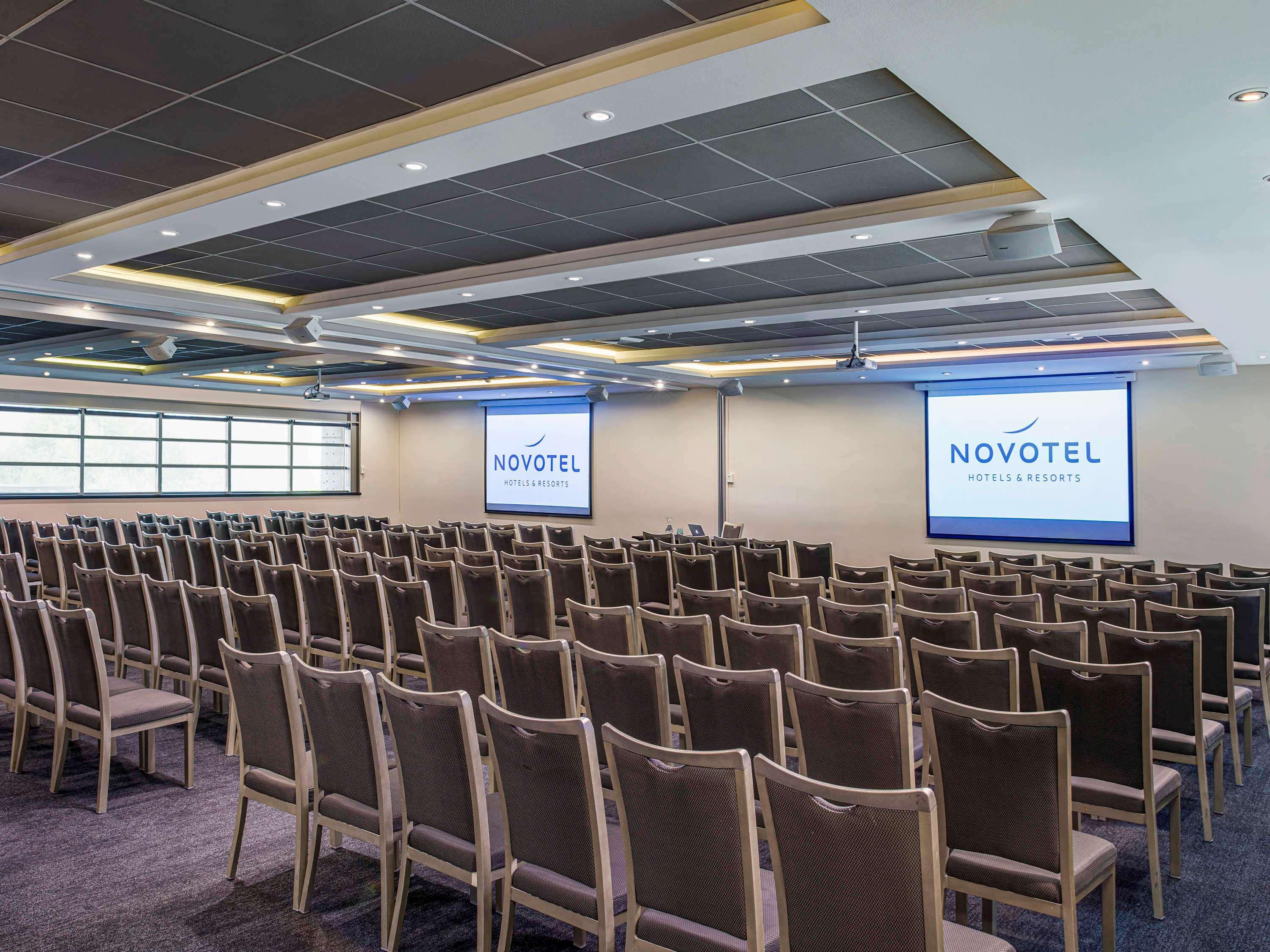 Novotel Santiago Las Condes Экстерьер фото