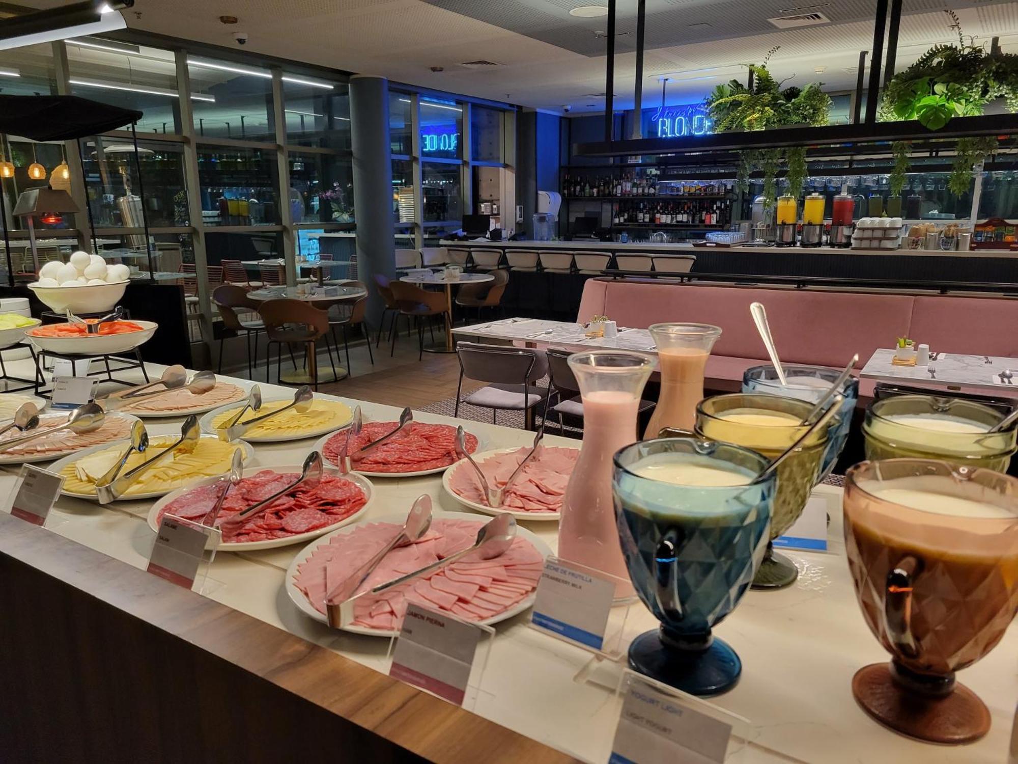Novotel Santiago Las Condes Экстерьер фото
